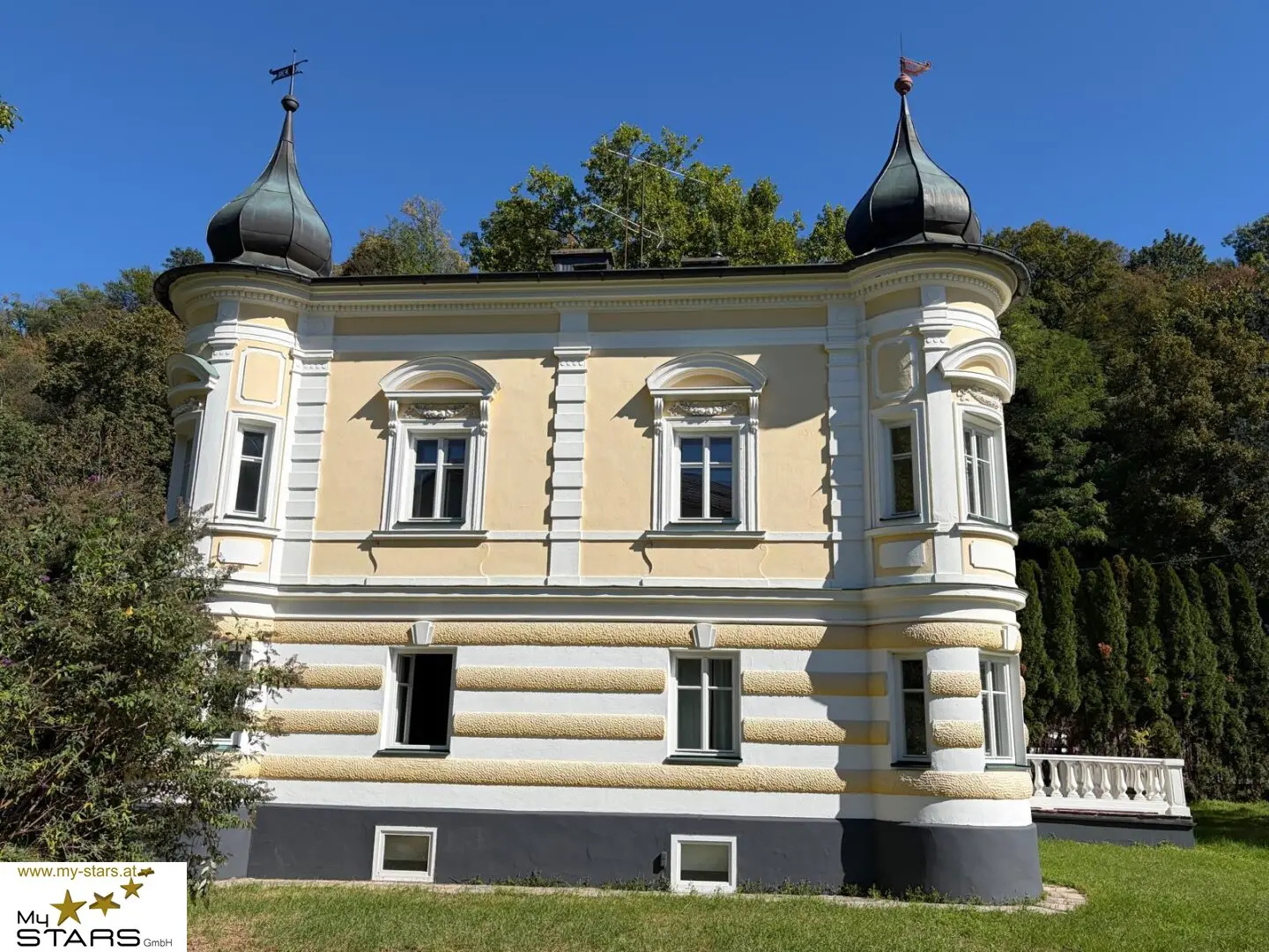 Ceconi-Villa, exklusives Stadthaus in Salzburg - mit großem Garten und Zubaumöglichkeit!