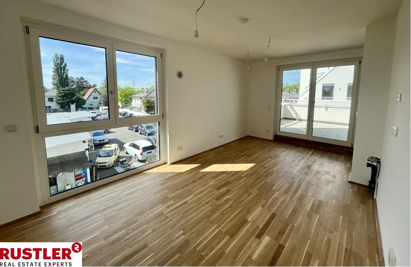 Moderne Wohnung mit großzügiger Freifläche und Photovoltaik