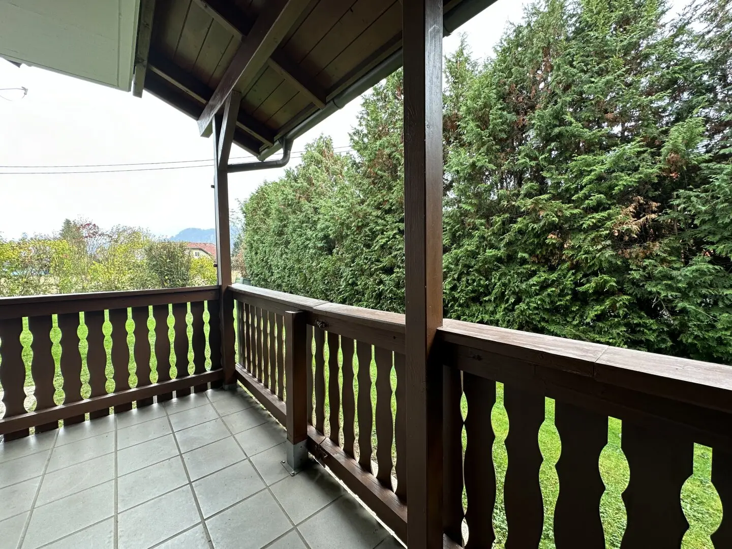Moderne 1-Zimmer-Wohnung saniert mit Balkon und direktem Zugang zum Gemeinschaftsgarten