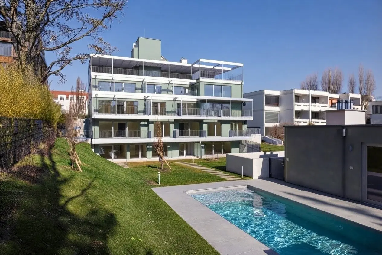 Luxuswohnung mit Privatgarten &amp; Pool in Döblinger Bestlage