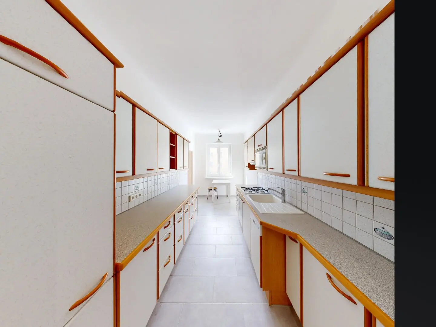 Charming 2-room apartment in Vorgartenstraße Perfect public transport connections