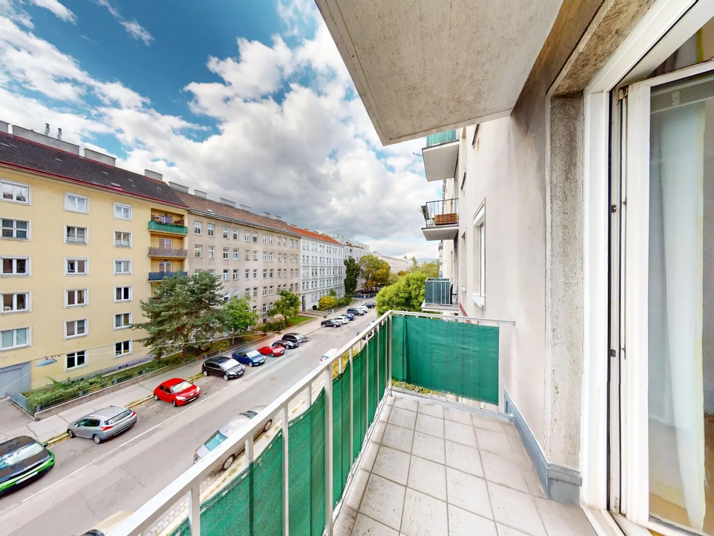 Charming 2-room apartment in Vorgartenstraße Perfect public transport connections