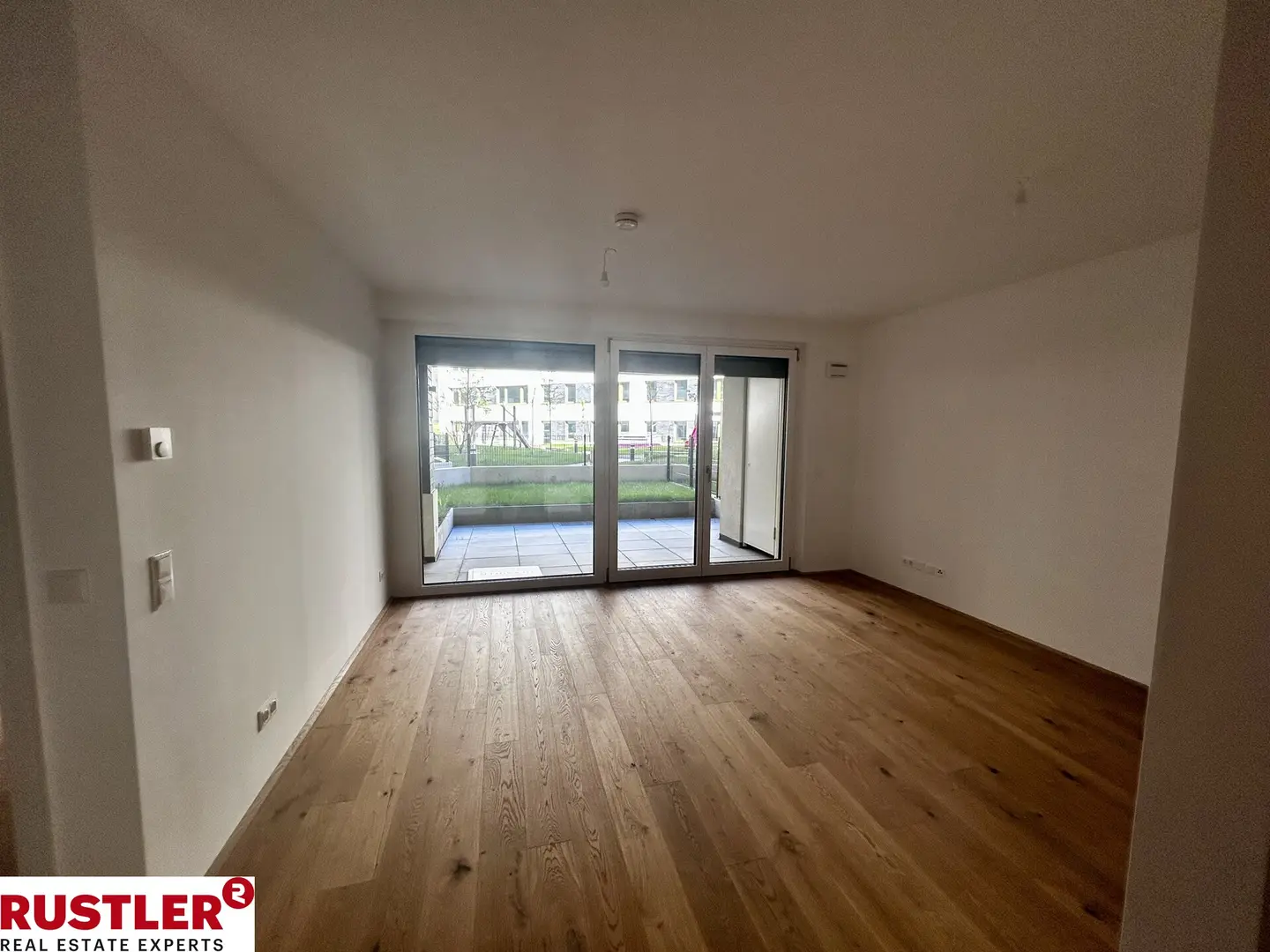 Lichtdurchflutete Wohnung nahe Hauptbahnhof mit Loggia