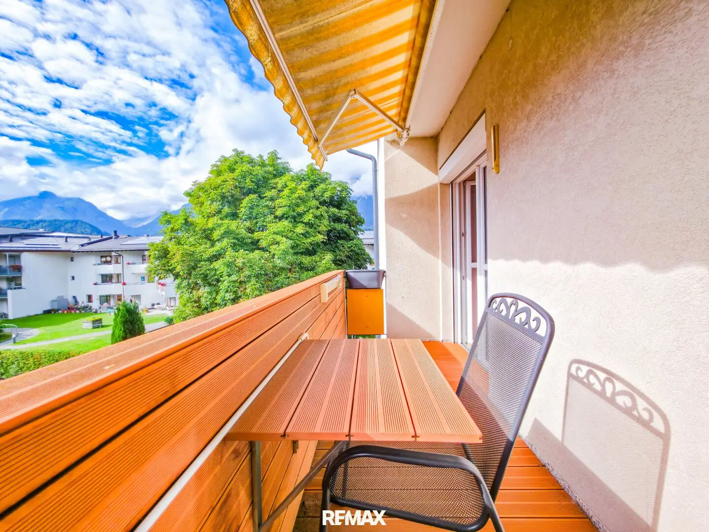 Charming 3-room apartment in renovated residential complex in Wattens – plenty of space, peace and living quality