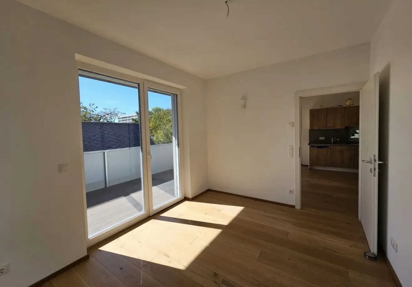 Neuwertige 3-Zi-Wohnung mit Terrasse, Parkplatz &amp; Einbauküche in Graz 8010 – 333.000 €