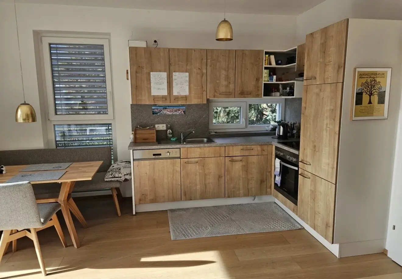 Neuwertige 3-Zi-Wohnung mit Terrasse, Parkplatz &amp; Einbauküche in Graz 8010 – 333.000 €