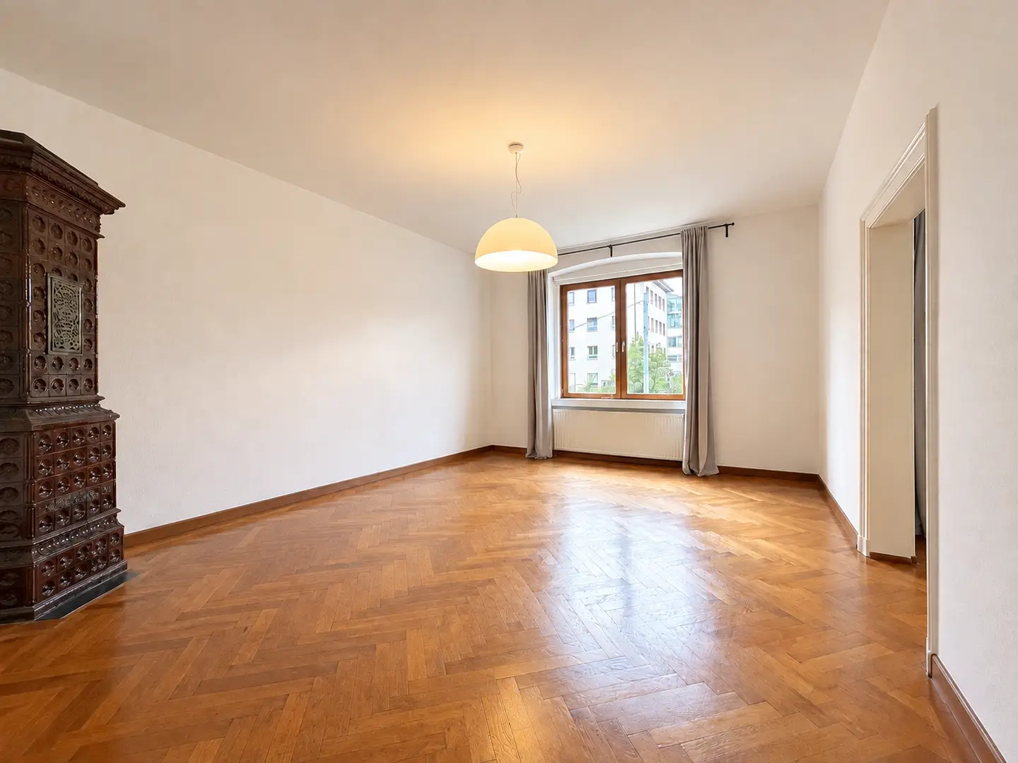 Renovated apartment in central location near clinic