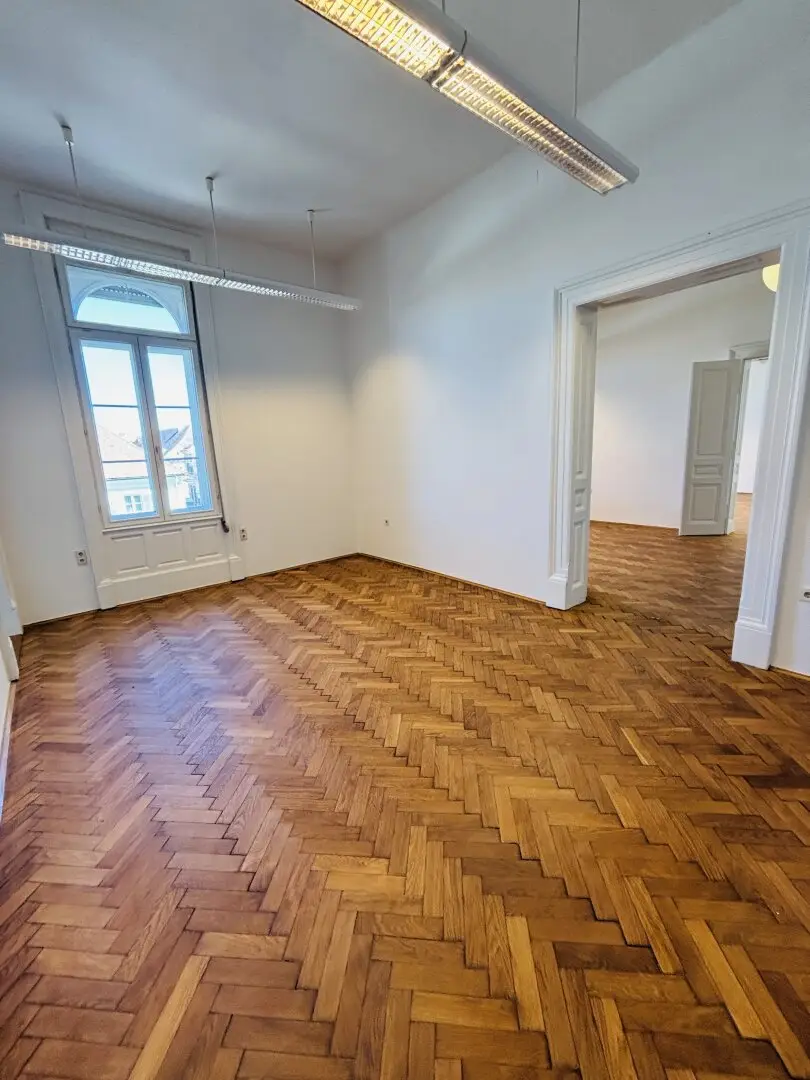 Arbeiten mit Stil: Einzigartige Büro- &amp; Praxisräume im Herzen von Bad Radkersburg – 134,77 m² historische Eleganz trifft Moderne