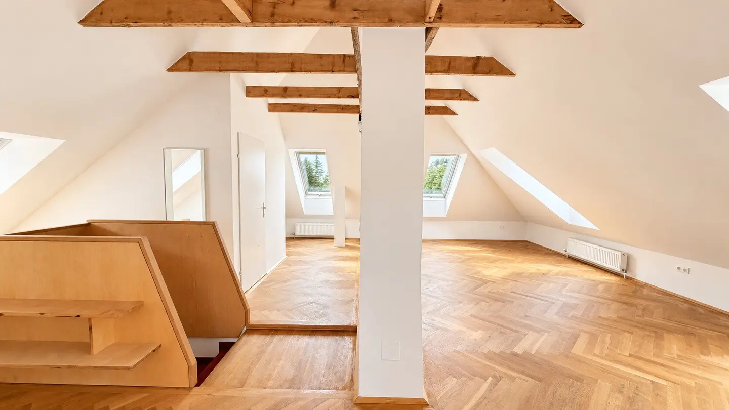 Ihre Wohnidylle im 14ten! - mit viel Herz renoviertes und erweitertes Haus mit Außenpool und Sauna