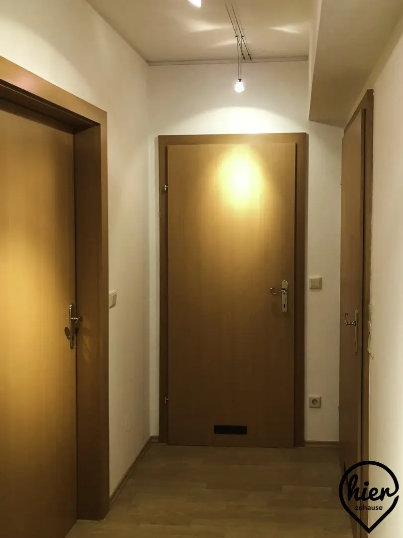 Eggenberg: 2-room kitchen apartment with terrace and underground parking space