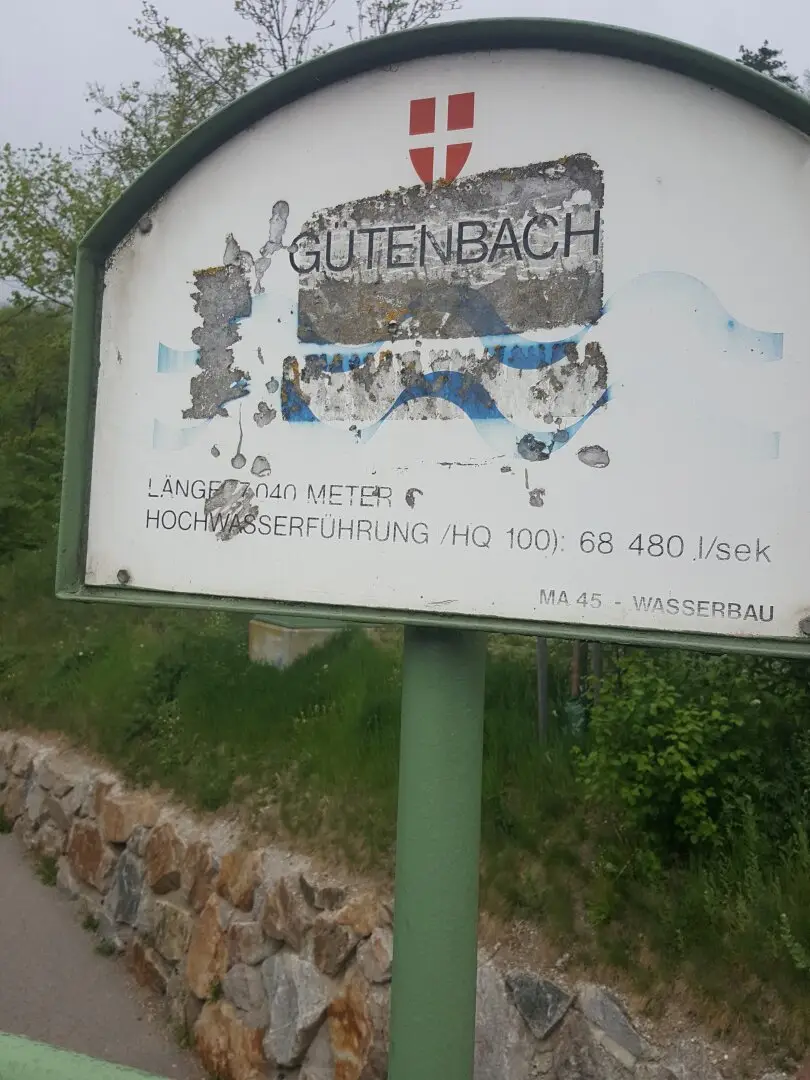 Großzügiges Grundstück in schöner Naturlage...