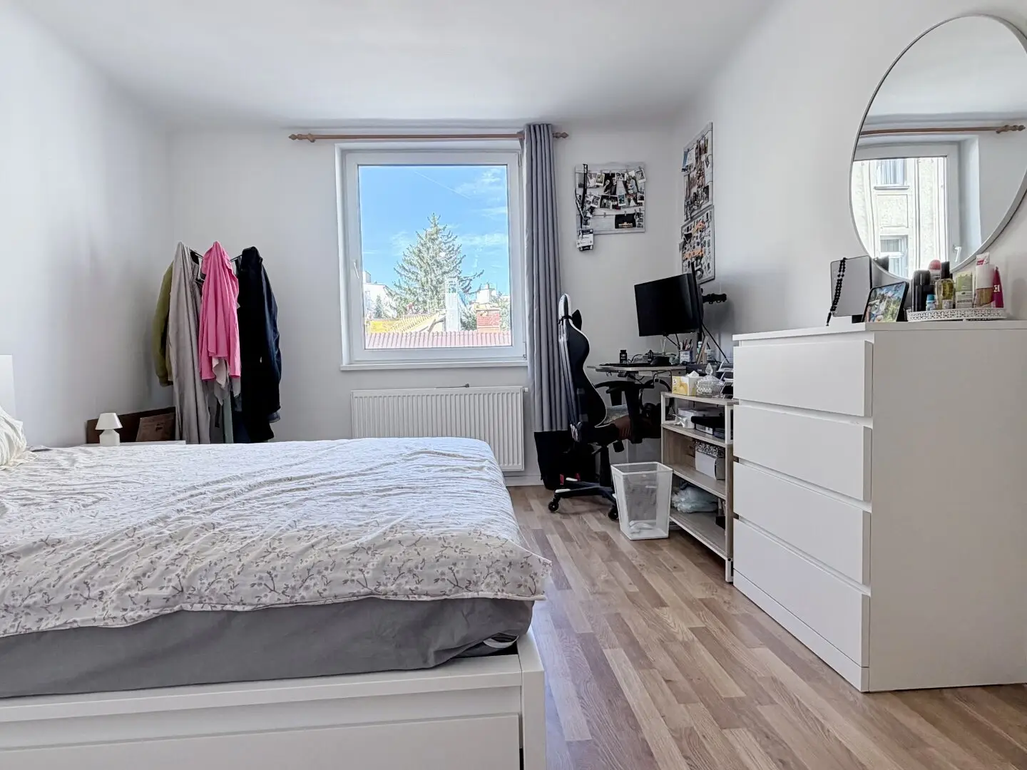 Well-kept 2-room apartment with balcony and separate kitchen in Donaufeld