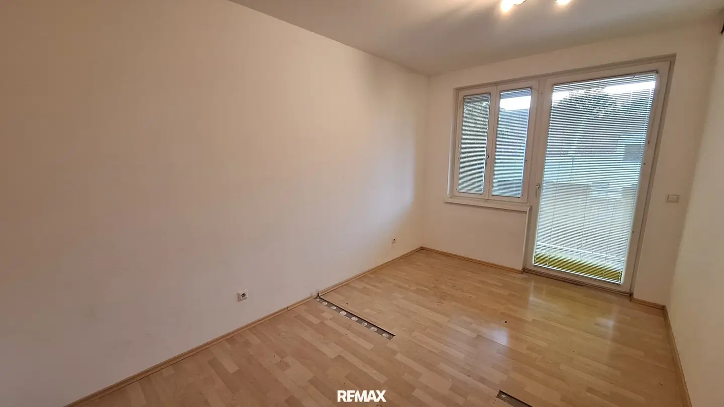 4-room condominium with balcony in Böheimkirchen