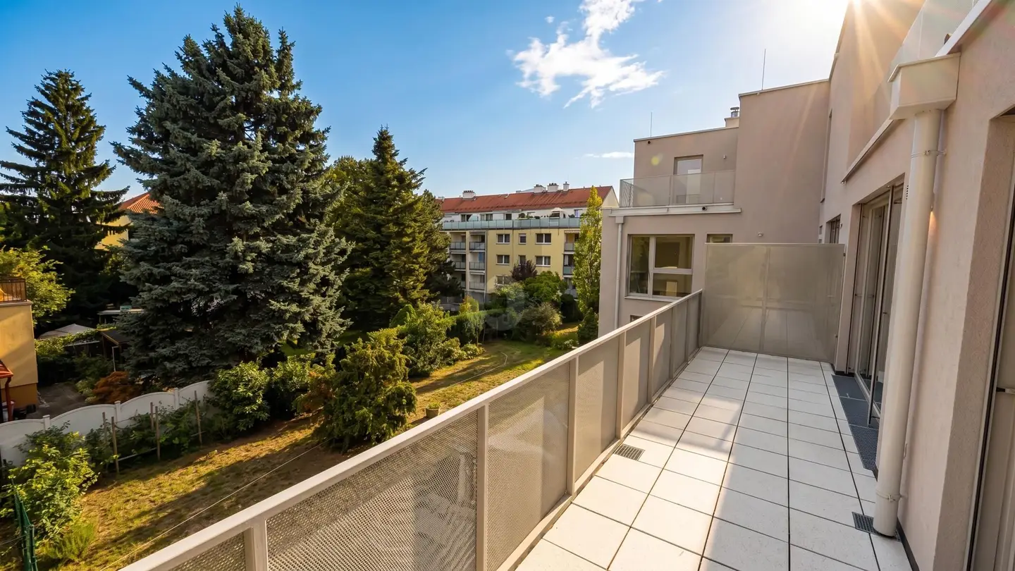 Wohnung mit großer Sonnenterrasse in ruhiger Innenhoflage