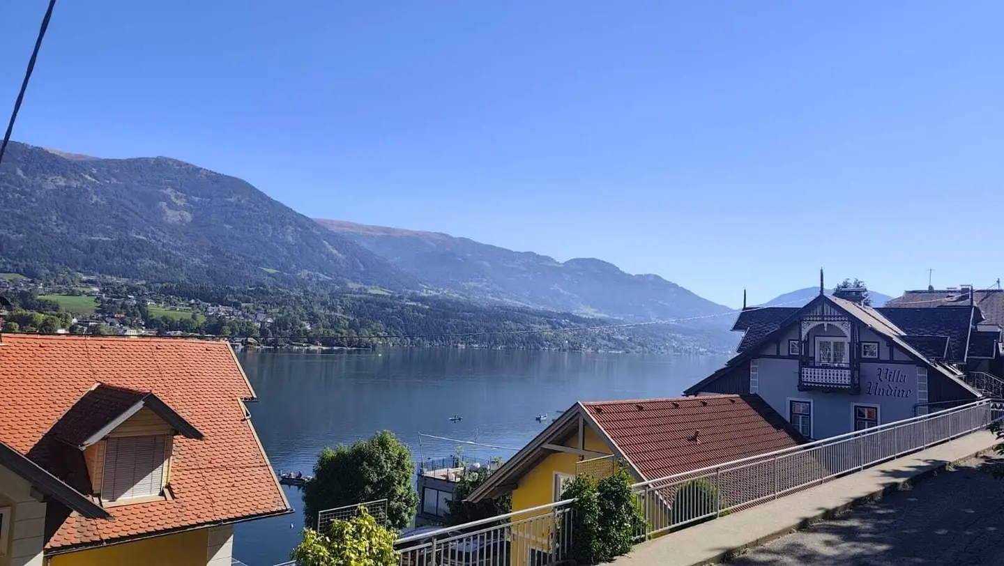 Lake view apartment with 3 rooms in Seeboden - rent.