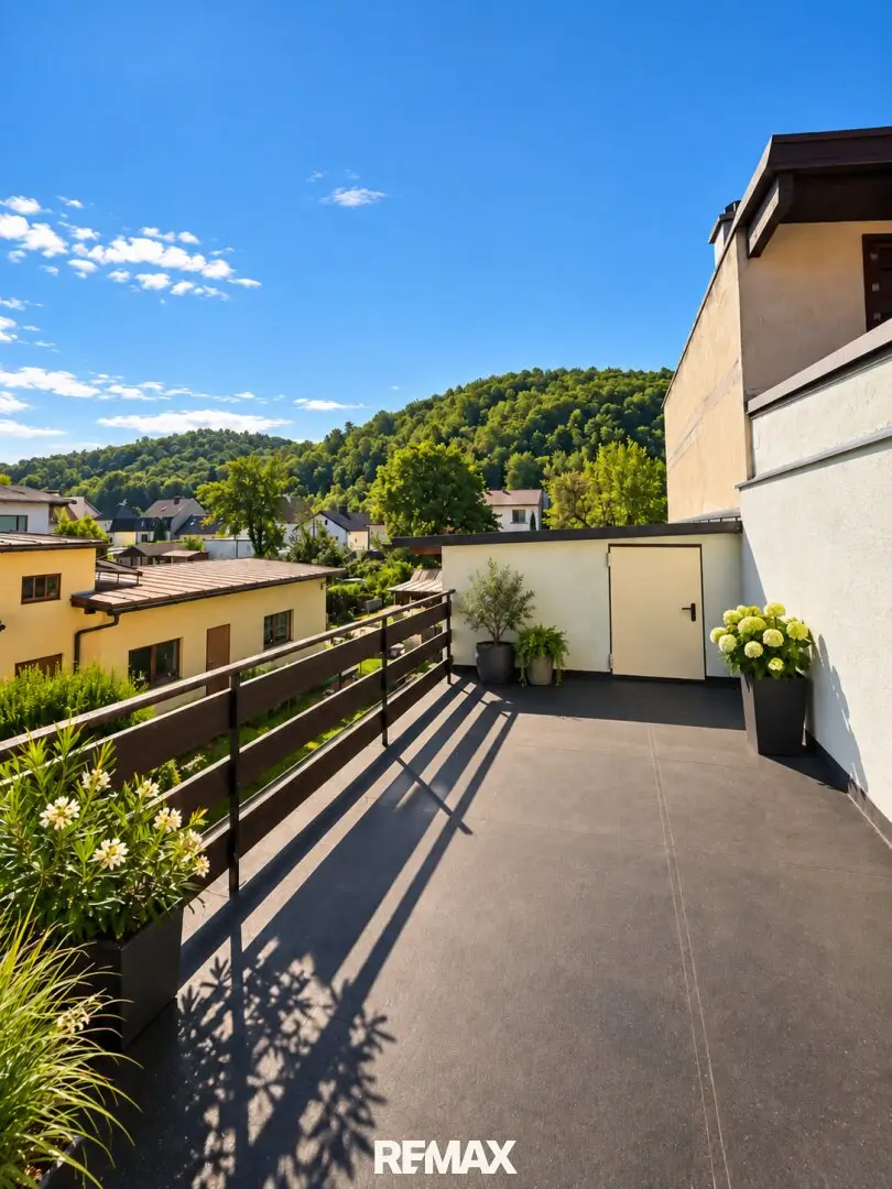 Single-family house with design potential