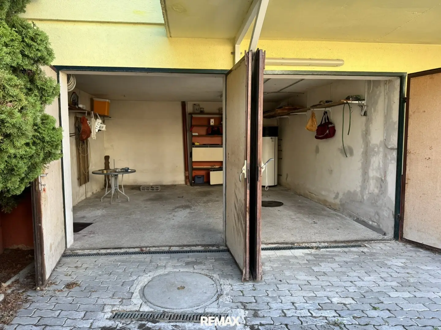 Geräumiges Einfamilienhaus in Oslip, 167m², 2 Wohnungen, Balkon