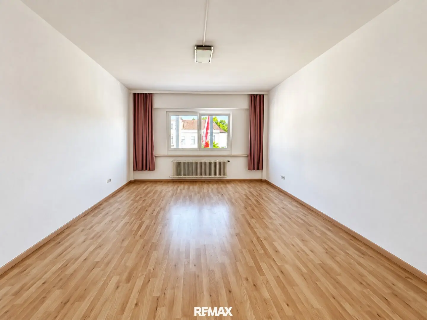 "4-Zimmer-Wohnung | 125m² Wohnfläche in zentraler Mödlinge Lage"