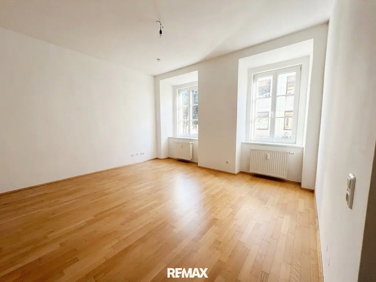 Modernes Altbaujuwel mit Loggia und Terrasse in zentraler Innenstadtlage