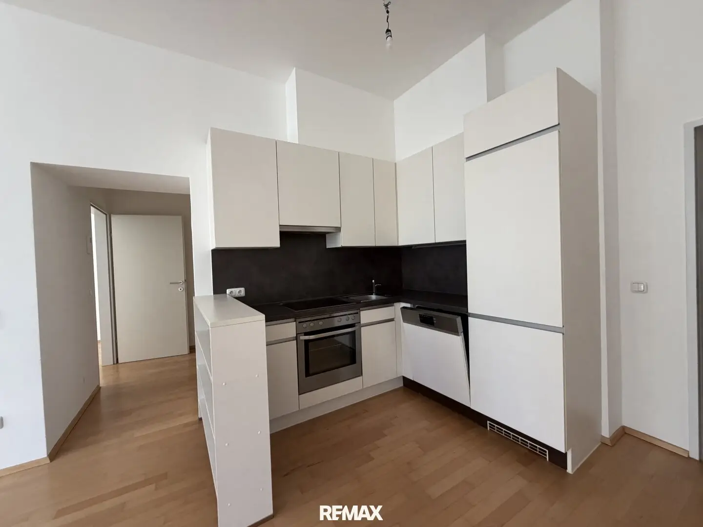 Modernes Altbaujuwel mit Loggia und Terrasse in zentraler Innenstadtlage