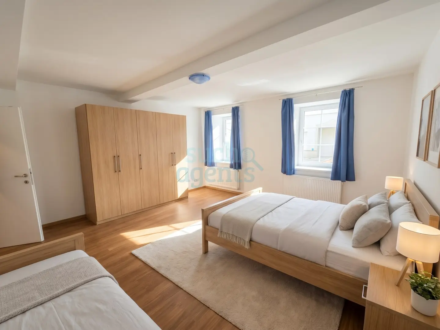 Wohnung mit großer Dachterrasse und Doppelgarage