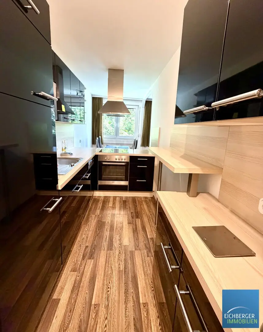 ÖLBERG - Quiet living with green view and 2 garage spaces