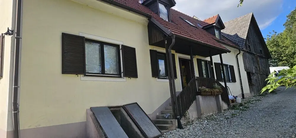 Schnäppchen!!! Lieblicher 4Kanthof in ruhiger Dorfrandlage mit viel Platz!