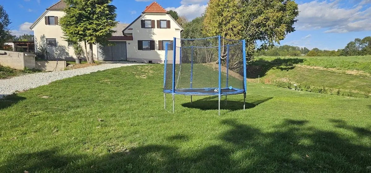 Schnäppchen!!! Lieblicher 4Kanthof in ruhiger Dorfrandlage mit viel Platz!