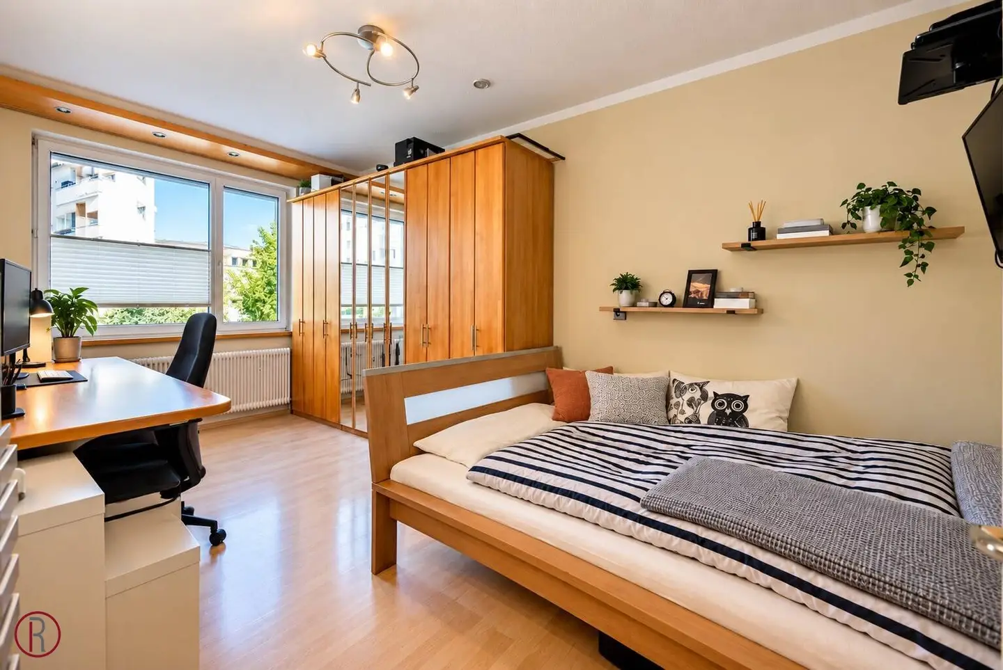 Lichtdurchflutete &amp; gepflegte ca. 82 m² Wohnung mit Lift, Balkon &amp; Gemeinschaftsgarten in Top-Infrastruktur