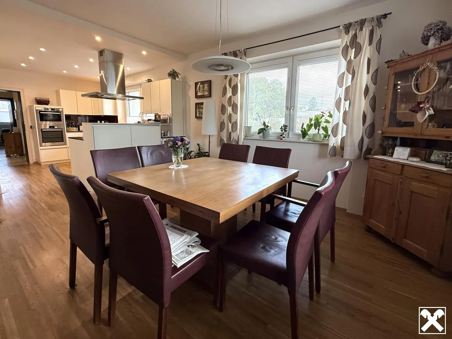 Quiet setting with pool and large garden Family apartment