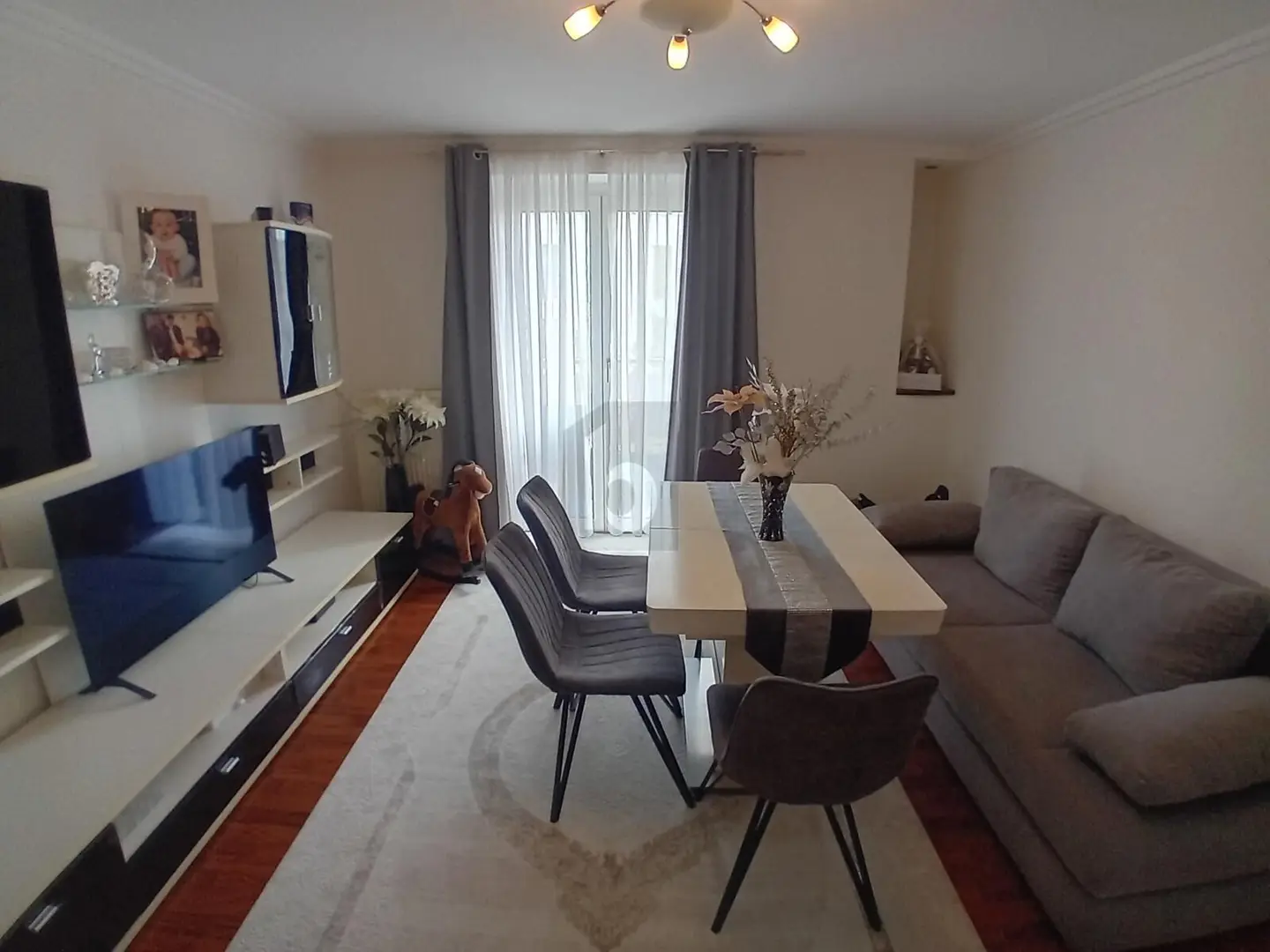 Wohnung mit zwei Balkonen und Weitblick