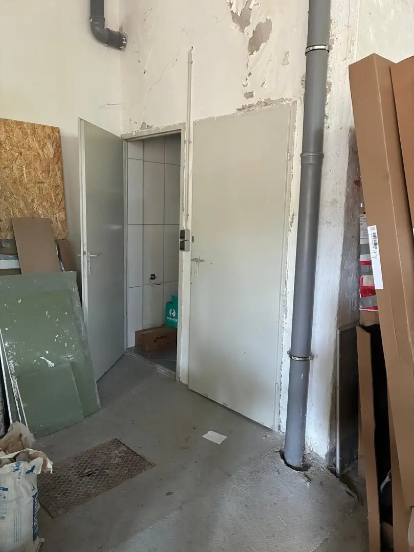 Lager und Garagenfläche zu mieten