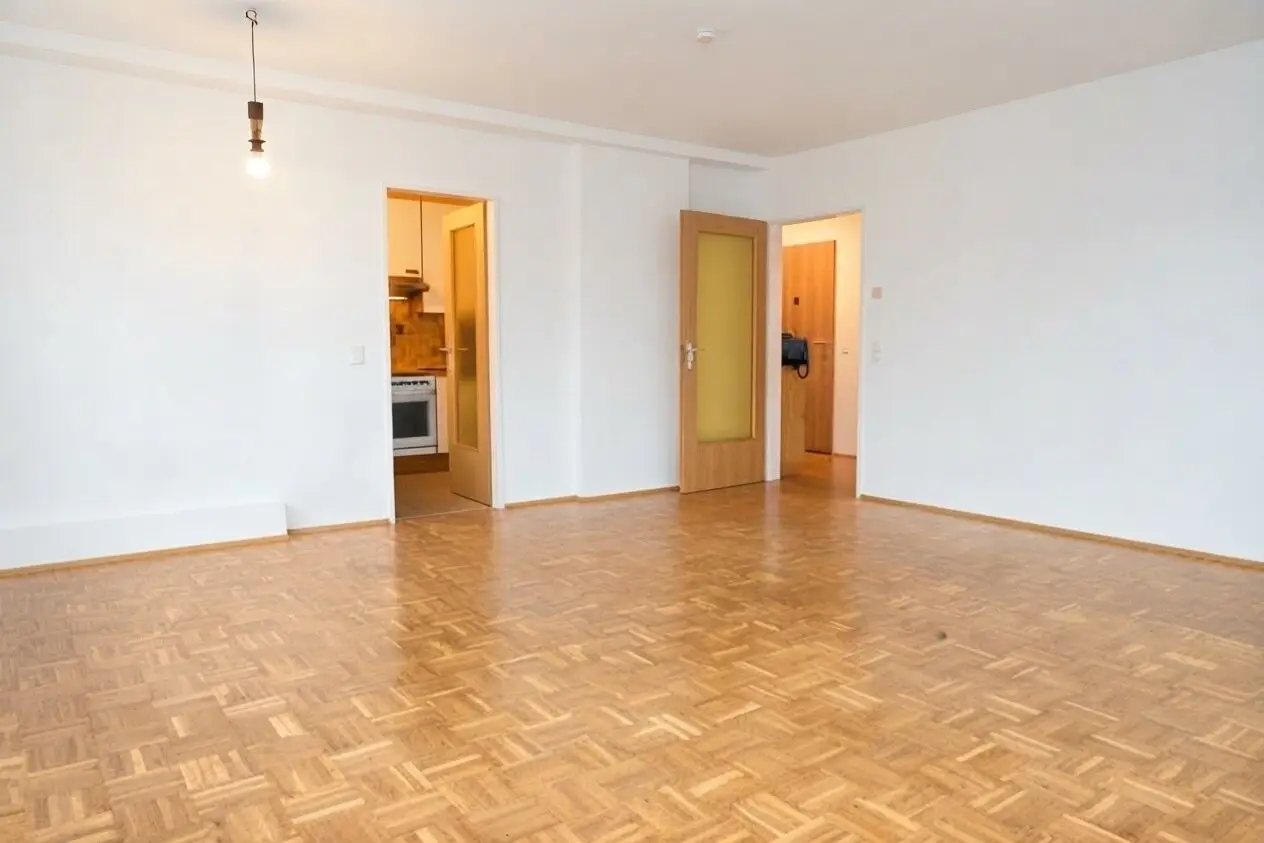4 room apartment with loggia near the lake in Velden am Wörthersee
