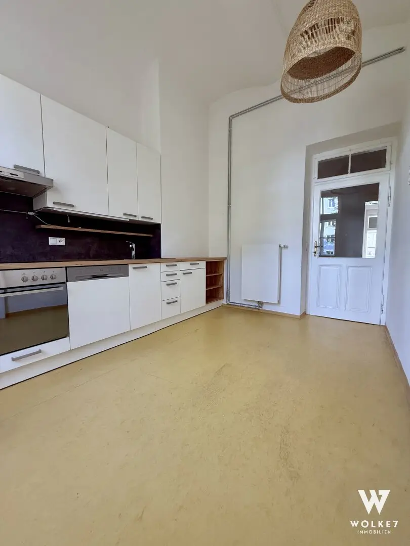 *GEIDORF* charmante Altbauwohnung mit Balkon in Bestlage