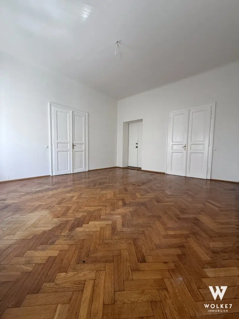 *GEIDORF* charmante Altbauwohnung mit Balkon in Bestlage