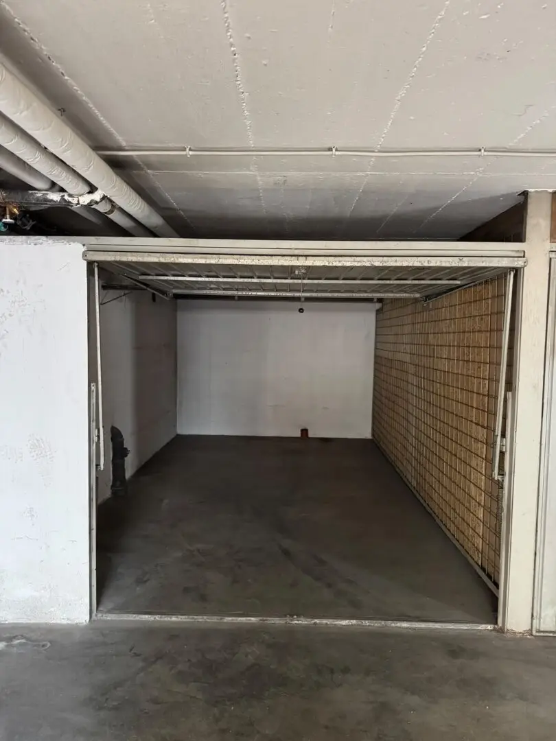 Garage box/ Storage for rent | LEHEN