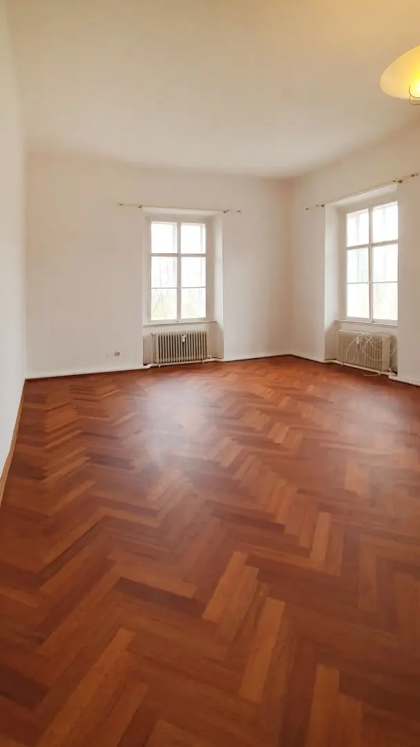 RARITÄT zur Miete! Stilvolle 2 Zimmer-Wohnung in Jahrhunderwende-Villa Oberalm