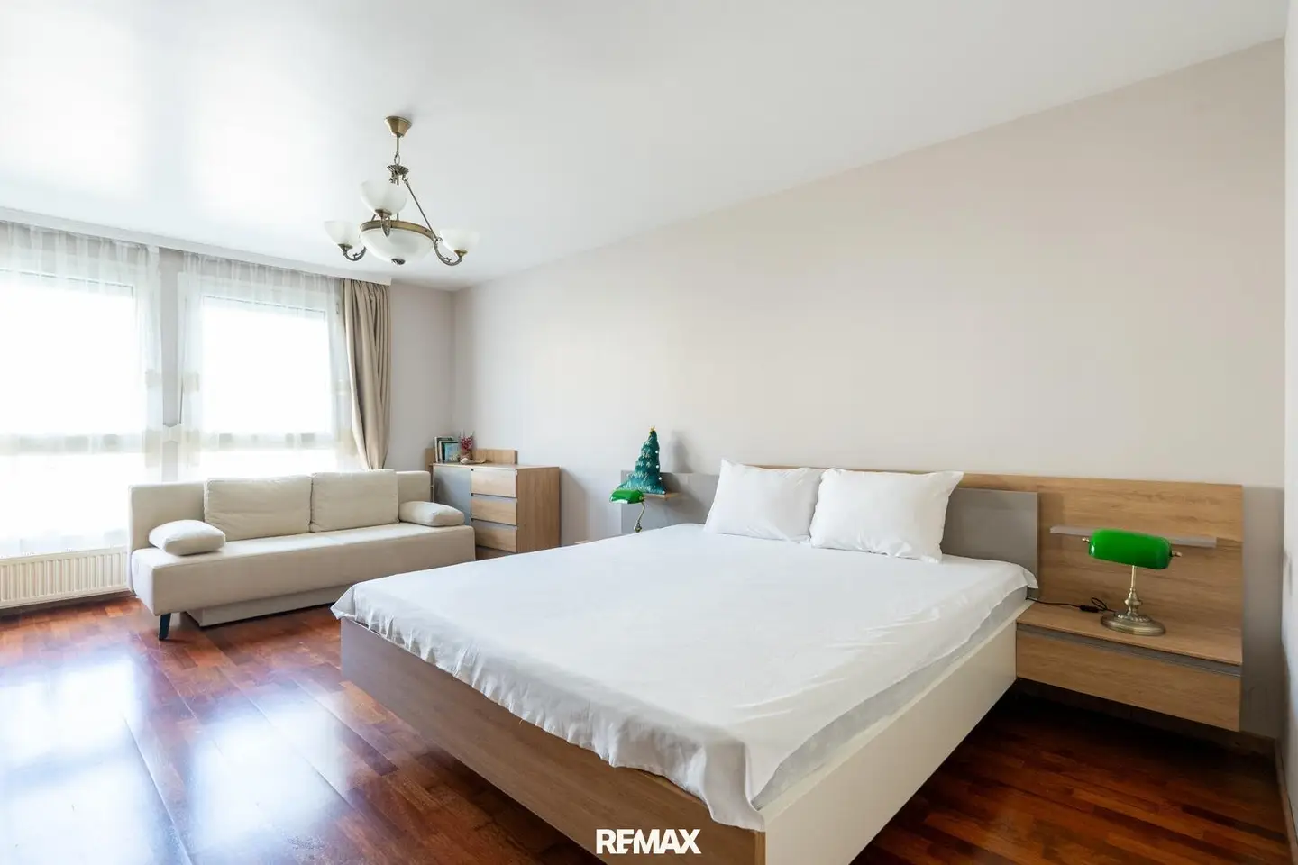 3 rooms, furnished, garage
