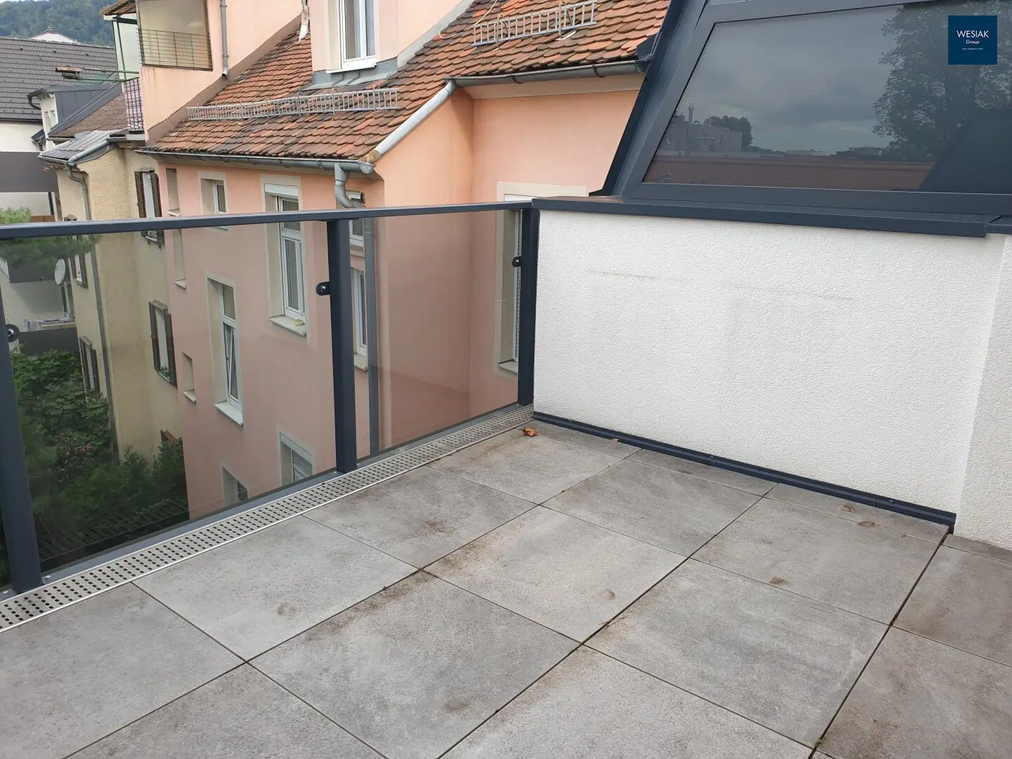 Alte Poststraße 98/26 Modern maisonette with balcony ideal for investors rented until 31.01.2031