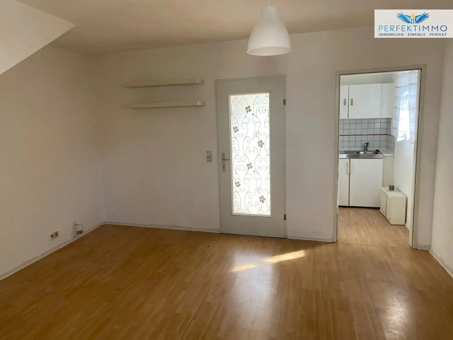 Small, fine garden apartment