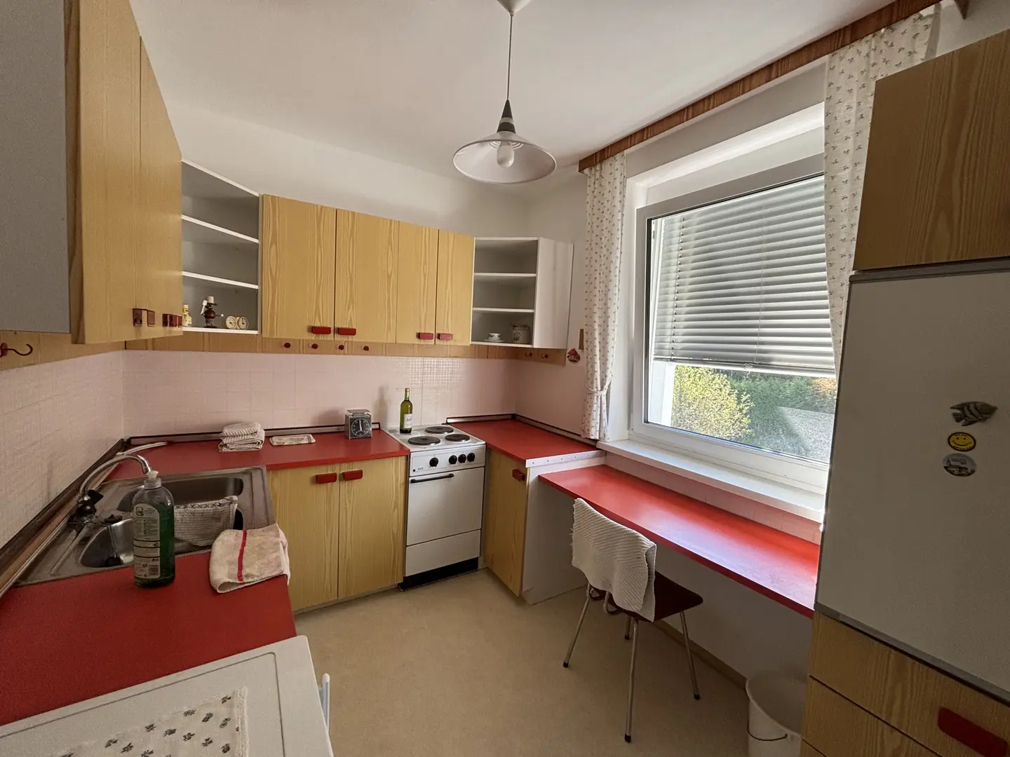 Bright Wohnung near town center with south facing loggia