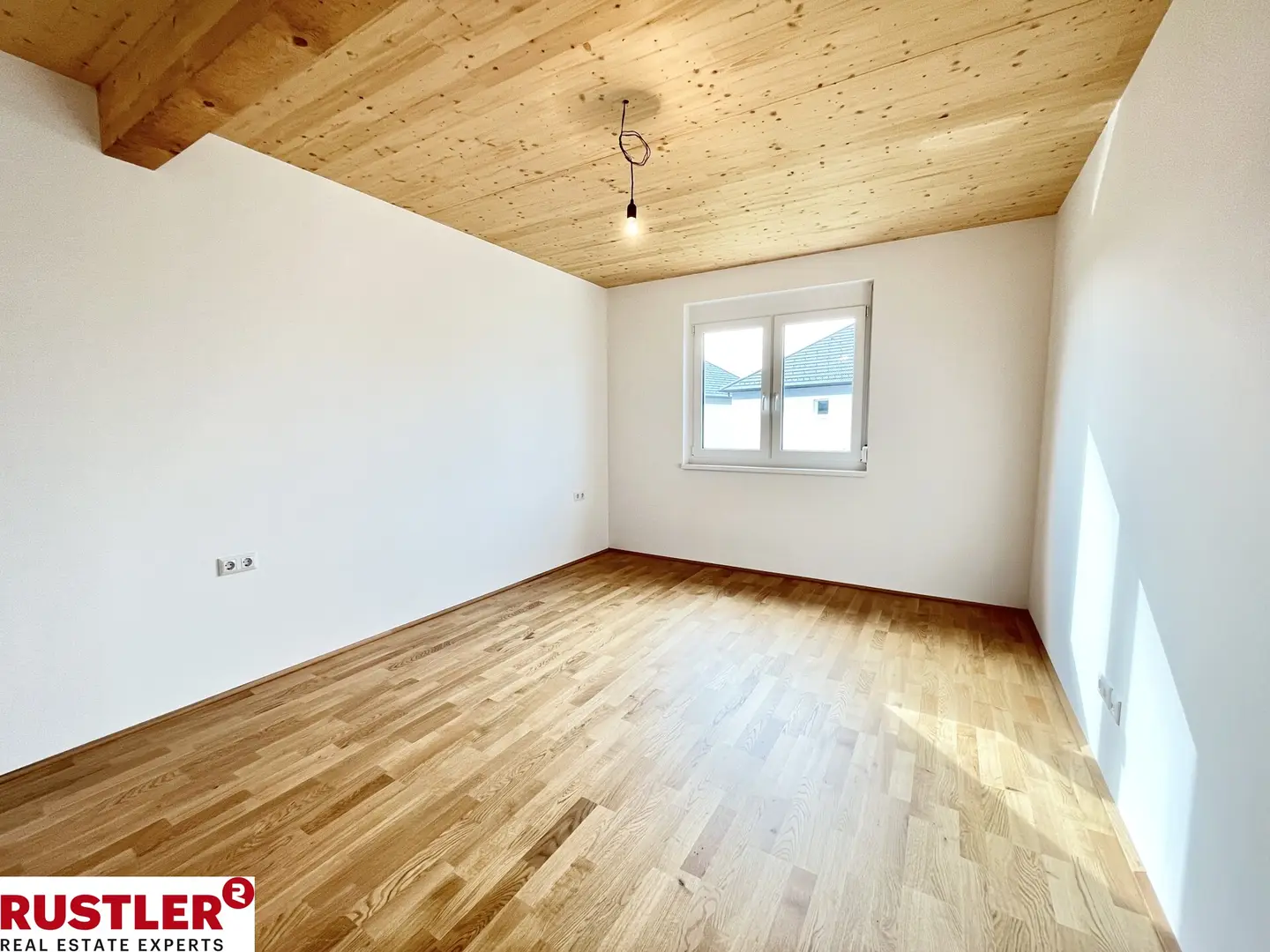 Energy efficient apartment with private garden