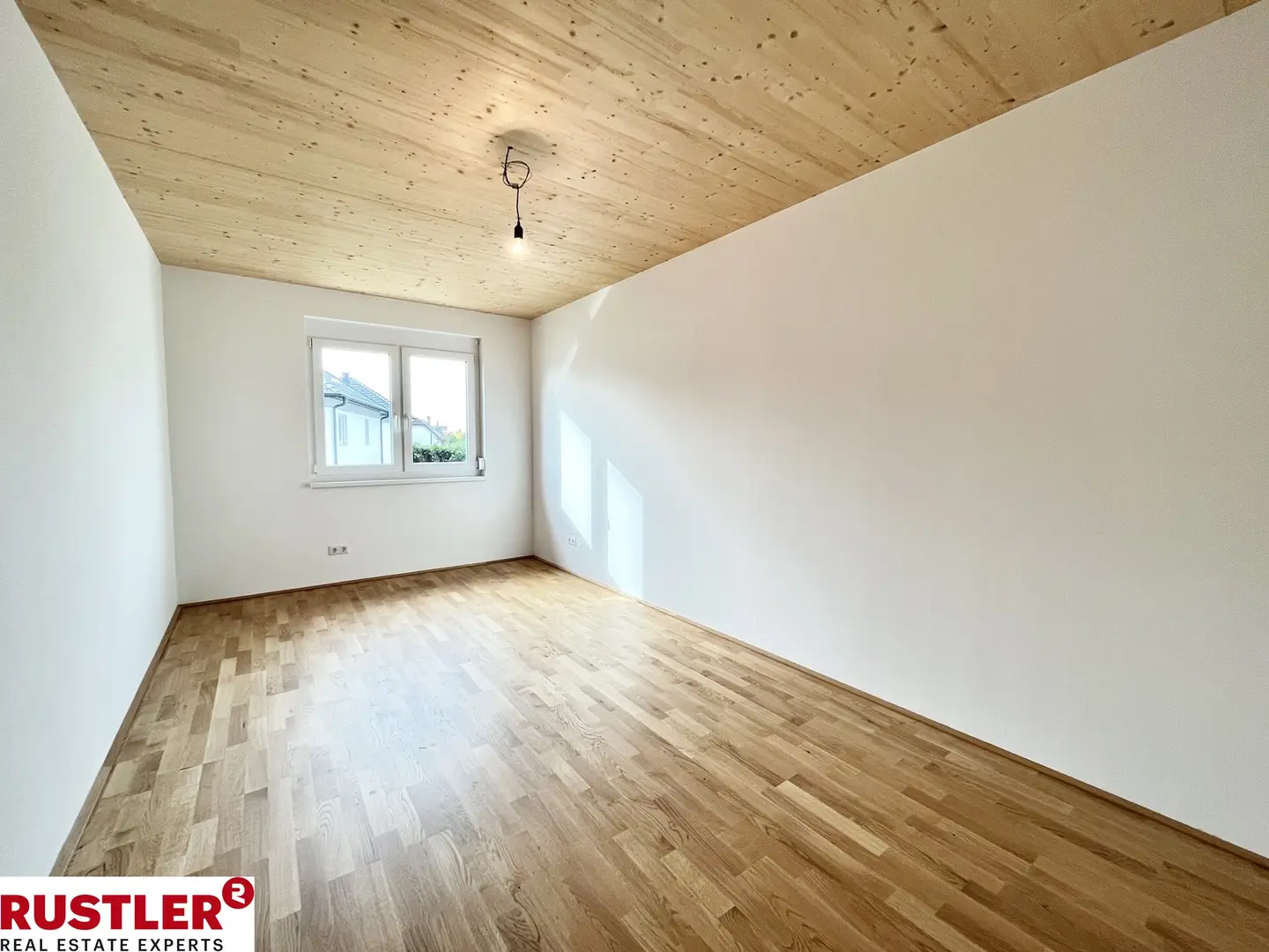 Energy efficient apartment with private garden