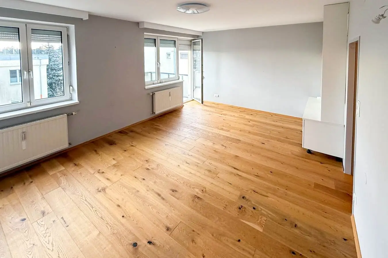 3 Zimmer, Südbalkon und ruhige Innenhoflage am Wilhelminenberg