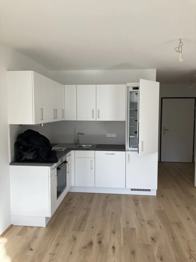 Well laid out 2 room apartment with courtyard location directly at U3 Kendlerstraße