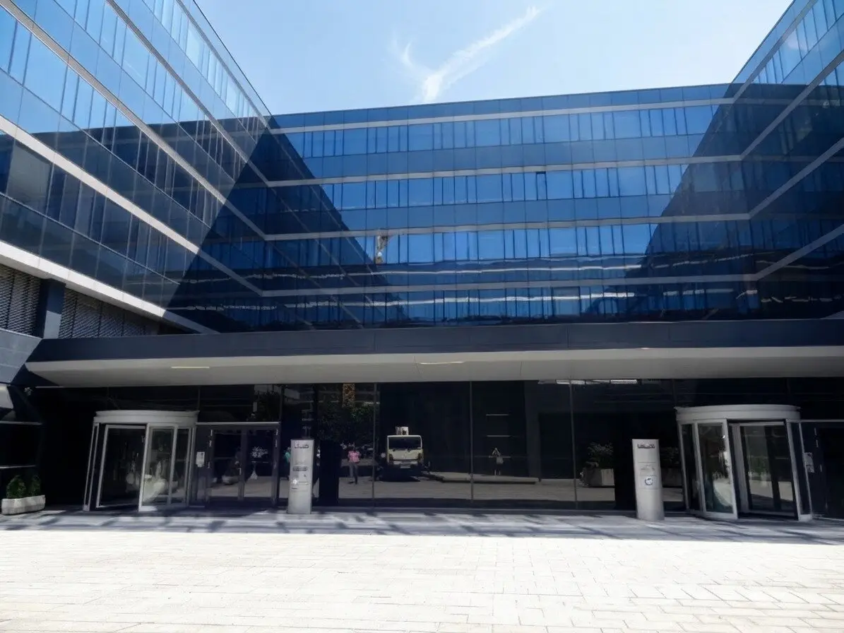 EURO PLAZA! Moderne Bürofläche mit perfekter Anbindung ab November 26!