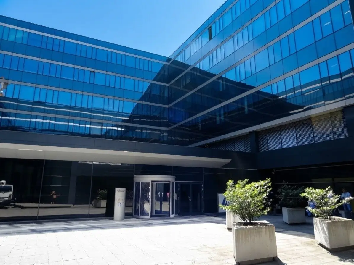 1120! EURO PLAZA! Moderne Bürofläche mit perfekter Anbindung ab November 26!