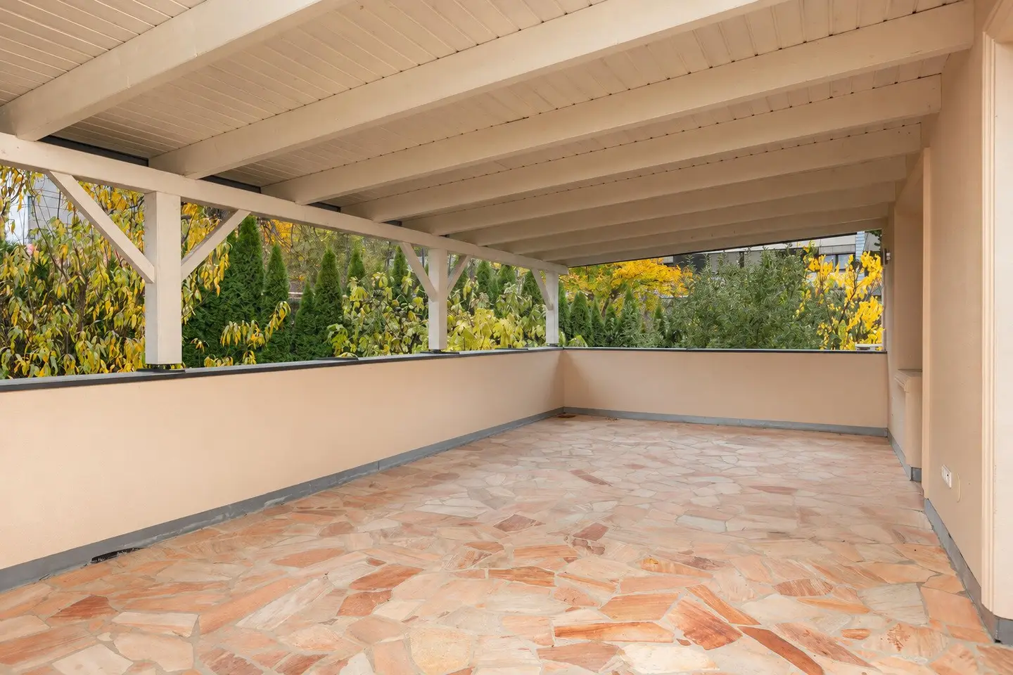 Familienvilla in Hietzinger Grünlage | 576 m² Grund | Garten &amp; Garage