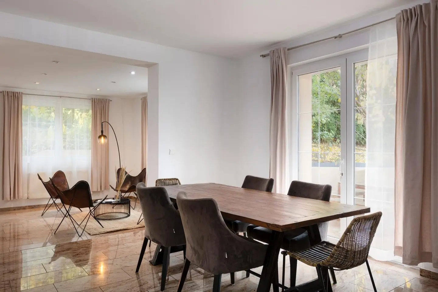 Familienvilla in Hietzinger Grünlage | 576 m² Grund | Garten &amp; Garage