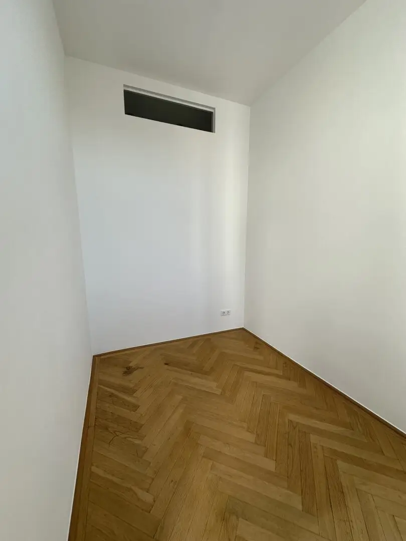sanierte 2 Zimmerwohnung - Leopoldauer Str. 66